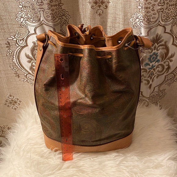Etro bucket bag - Picture 3 of 5